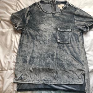 Grey velvet T-shirt!